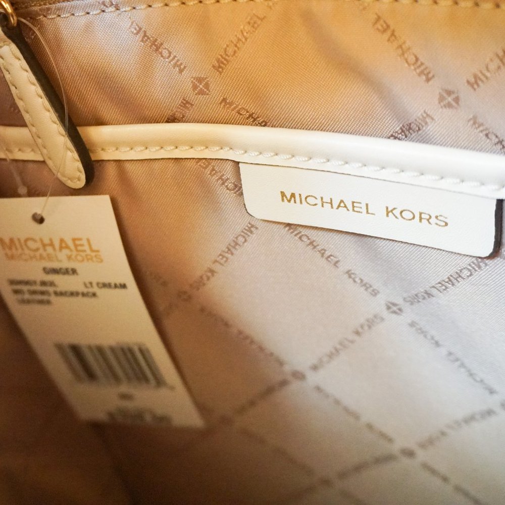 Michael Kors Ginger Medium Drawstring Backpack Pebbled Leather Light Cream - Picture 9 of 11